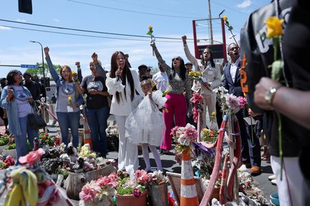 tagreuters.com2025binary_LYNXNPEL4O045-VIEWIMAGE