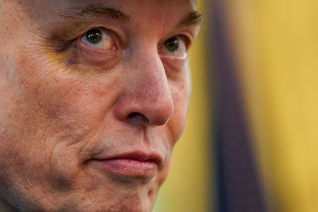 tagreuters.com2025binary_LYNXNPEL4T109-VIEWIMAGE