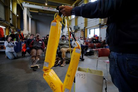 tagreuters.com2025binary_LYNXNPEL4U02P-VIEWIMAGE