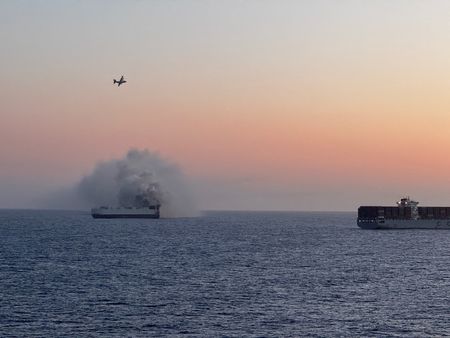 tagreuters.com2025binary_LYNXNPEL540QL-VIEWIMAGE