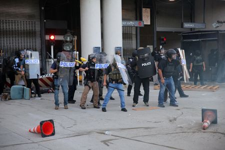 tagreuters.com2025binary_LYNXNPEL56013-VIEWIMAGE