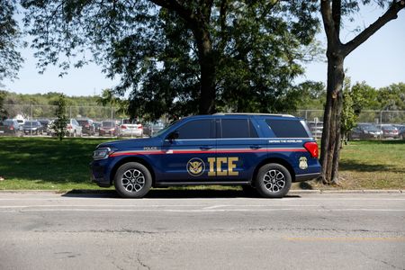 tagreuters.com2025binary_LYNXNPEL8712G-VIEWIMAGE