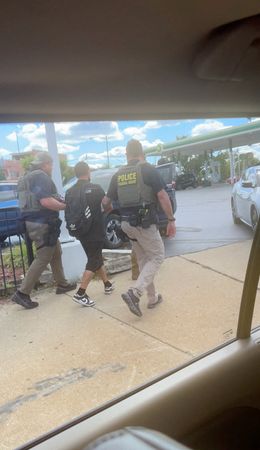 tagreuters.com2025binary_LYNXNPEL8807Q-VIEWIMAGE