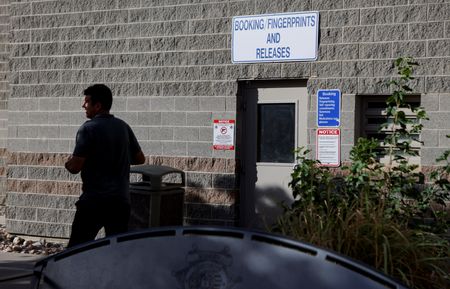 tagreuters.com2025binary_LYNXNPEL8B0Y4-VIEWIMAGE