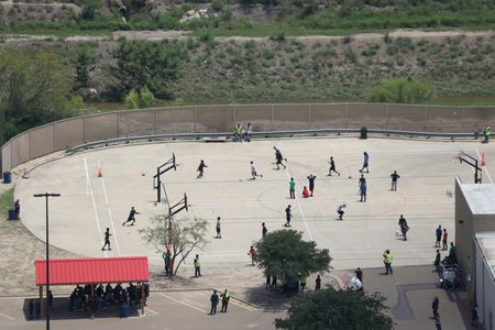 tagreuters.com2025binary_LYNXNPEL8H0S6-VIEWIMAGE