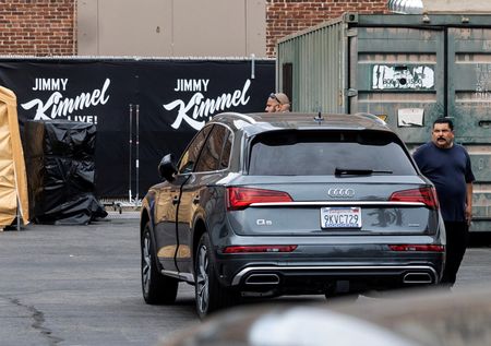 tagreuters.com2025binary_LYNXNPEL8H12Q-VIEWIMAGE