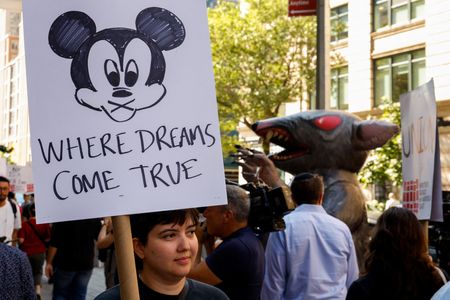 tagreuters.com2025binary_LYNXNPEL8I0WB-VIEWIMAGE