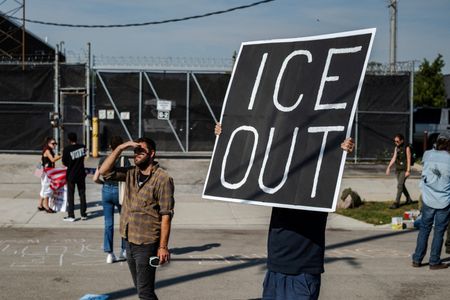 tagreuters.com2025binary_LYNXNPEL8I10N-VIEWIMAGE