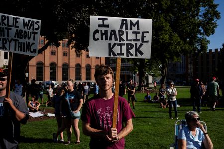 tagreuters.com2025binary_LYNXNPEL8K03B-VIEWIMAGE