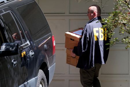 tagreuters.com2025binary_LYNXNPEL8O15T-VIEWIMAGE