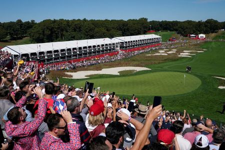 tagreuters.com2025binary_LYNXNPEL8P0RR-VIEWIMAGE