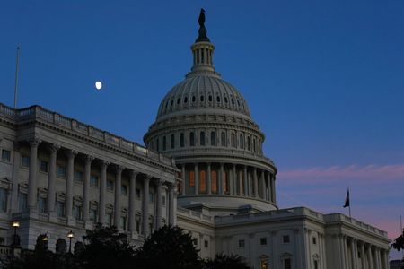 tagreuters.com2025binary_LYNXNPEL9206G-VIEWIMAGE