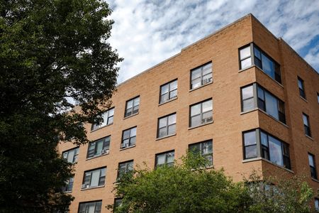 tagreuters.com2025binary_LYNXNPEL9304F-VIEWIMAGE