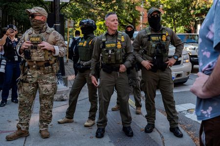 tagreuters.com2025binary_LYNXNPEL9304P-VIEWIMAGE