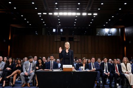 tagreuters.com2025binary_LYNXNPEL960LD-VIEWIMAGE