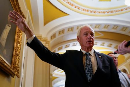 tagreuters.com2025binary_LYNXNPEL9B05J-VIEWIMAGE