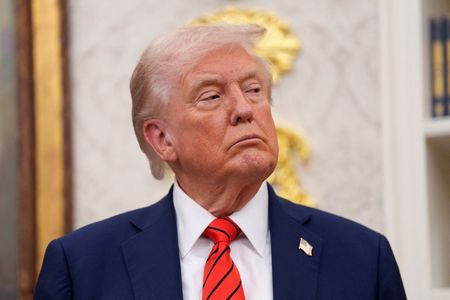 tagreuters.com2025binary_LYNXNPEL9E116-VIEWIMAGE