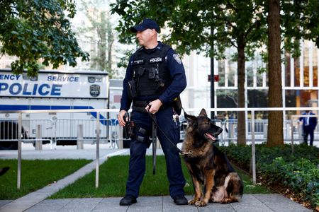 tagreuters.com2025binary_LYNXNPEL9F0IR-VIEWIMAGE