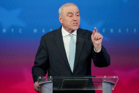 tagreuters.com2025binary_LYNXNPEL9G0UJ-VIEWIMAGE