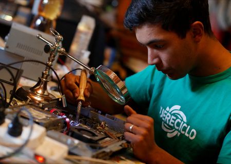 tagreuters.com2022binary_LYNXMPEI4T0G4-VIEWIMAGE