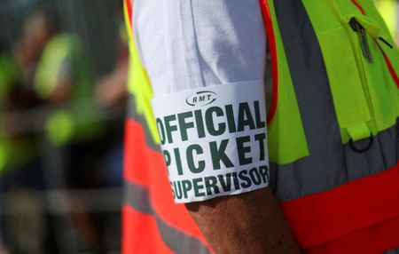 tagreuters.com2022binary_LYNXMPEI6P06P-VIEWIMAGE