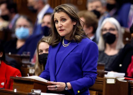 tagreuters.com2022binary_LYNXNPEI36178-VIEWIMAGE