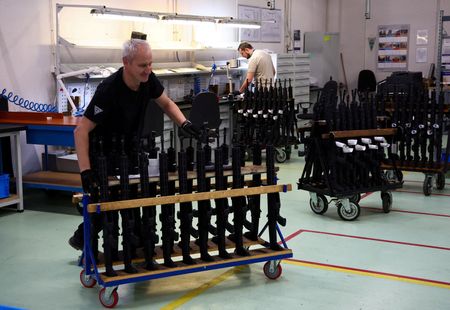 tagreuters.com2024binary_LYNXMPEK0T04C-VIEWIMAGE