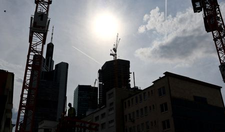 tagreuters.com2024binary_LYNXMPEK4K04P-VIEWIMAGE