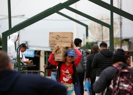 tagreuters.com2024binary_LYNXMPEK4Q0AC-VIEWIMAGE