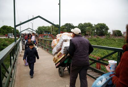 tagreuters.com2024binary_LYNXMPEK4Q0AD-VIEWIMAGE