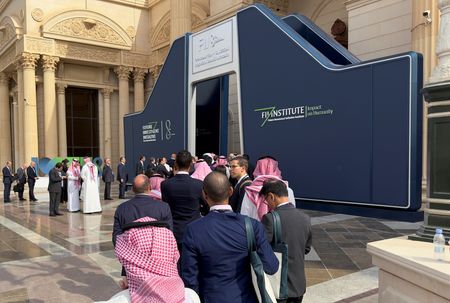 tagreuters.com2024binary_LYNXMPEK9S0AV-VIEWIMAGE