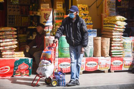 tagreuters.com2024binary_LYNXMPEKBF0C6-VIEWIMAGE