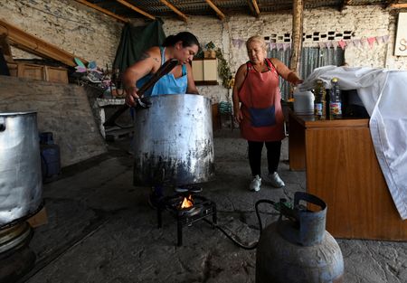 tagreuters.com2024binary_LYNXNPEK1D0MU-VIEWIMAGE