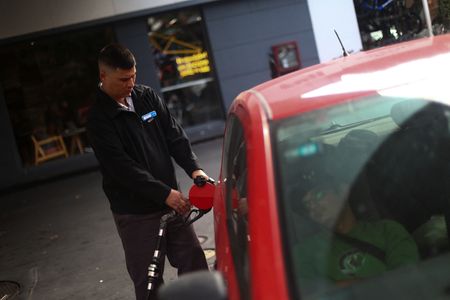 tagreuters.com2024binary_LYNXNPEK3B0F6-VIEWIMAGE