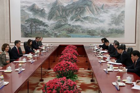 tagreuters.com2025binary_LYNXMPEL2G0MX-VIEWIMAGE