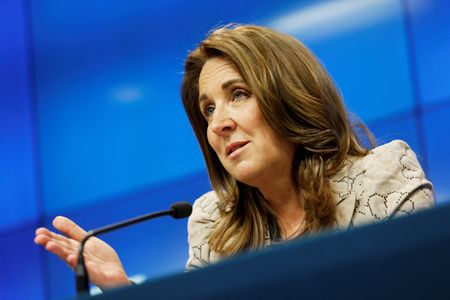 tagreuters.com2025binary_LYNXMPEL3F0RN-VIEWIMAGE