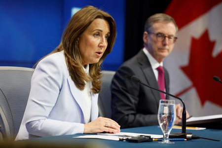 tagreuters.com2025binary_LYNXMPEL470W2-VIEWIMAGE