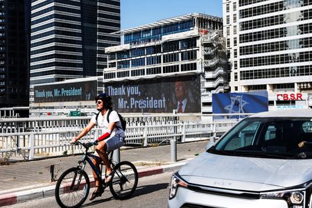 tagreuters.com2025binary_LYNXMPEL5N0IR-VIEWIMAGE