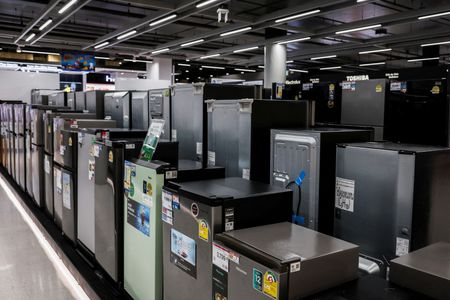 tagreuters.com2025binary_LYNXMPEL670CQ-VIEWIMAGE