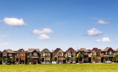 tagreuters.com2025binary_LYNXMPEL830D0-VIEWIMAGE