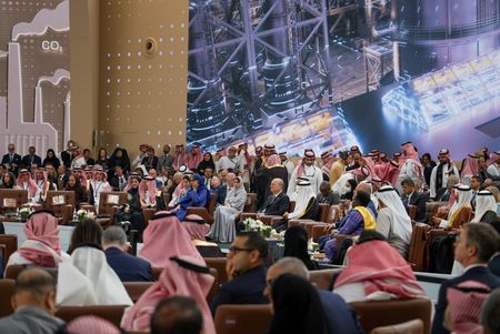 tagreuters.com2025binary_LYNXMPEL9R0D0-VIEWIMAGE