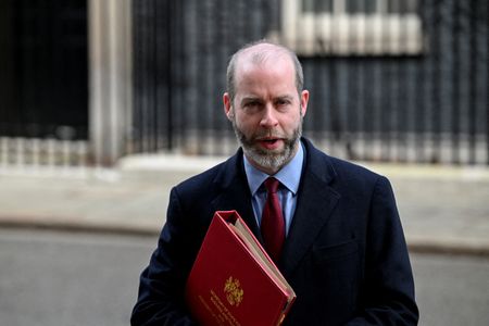 tagreuters.com2025binary_LYNXNPEL1E0B2-VIEWIMAGE