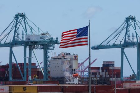 tagreuters.com2025binary_LYNXNPEL4S12G-VIEWIMAGE