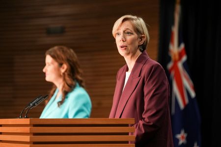 tagreuters.com2025binary_LYNXNPEL8N022-VIEWIMAGE