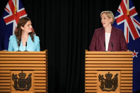 tagreuters.com2025binary_LYNXNPEL8N027-VIEWIMAGE