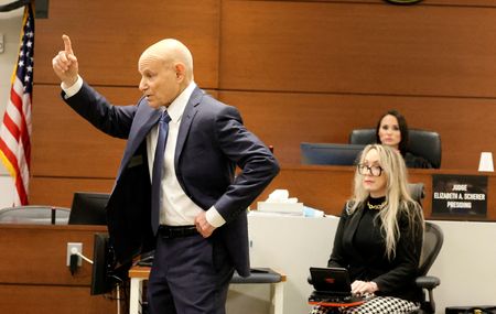 tagreuters.com2022binary_LYNXMPEI6H0RD-VIEWIMAGE