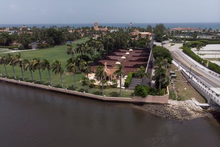 tagreuters.com2022binary_LYNXMPEI780YI-VIEWIMAGE