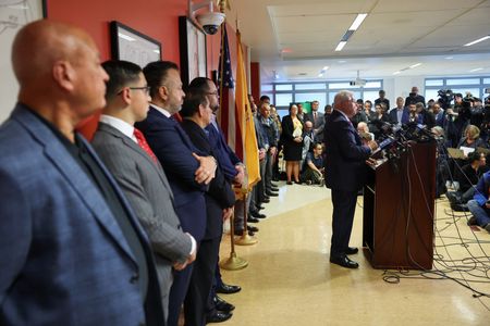 tagreuters.com2023binary_LYNXMPEJ8O0QD-VIEWIMAGE