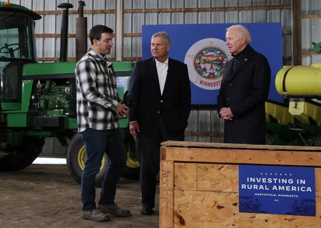 tagreuters.com2023binary_LYNXMPEJA01SF-VIEWIMAGE