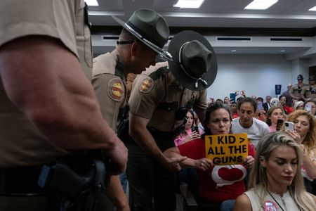 tagreuters.com2023binary_LYNXMPEJBR0BB-VIEWIMAGE